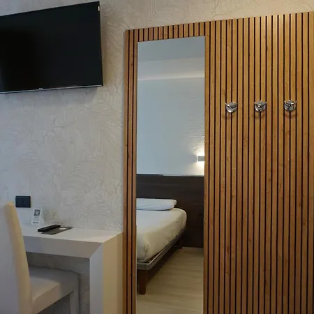 Isola 3*
